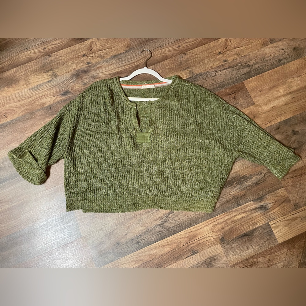 Cropped sweater